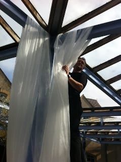 Mark decorating the Hestertomb